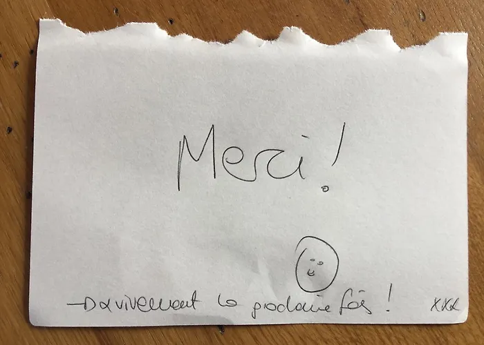 Dans Le Rêves De Gamins, Proche Du Pôle Européen Et Du Circuit Des 24h *